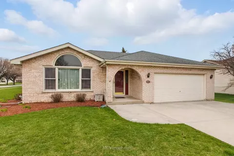 633 Mendota Ln, Romeoville, IL 60446
