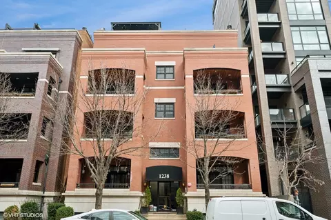 1238 W Jackson Blvd #4W, Chicago, IL 60607