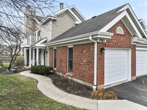 1965 N Coldspring Rd, Arlington Heights, IL 60004