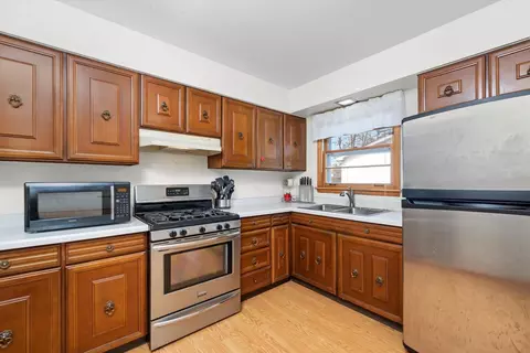Kitchen - 321 Herman St, Crete, IL 60417 photo 2 of 2