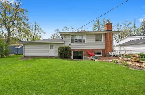 Exterior - 321 Herman St, Crete, IL 60417 photo 3 of 4