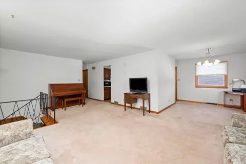 Living - 321 Herman St, Crete, IL 60417 photo 2 of 2