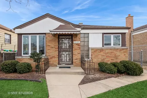 6125 S Nashville Ave, Chicago, IL 60638