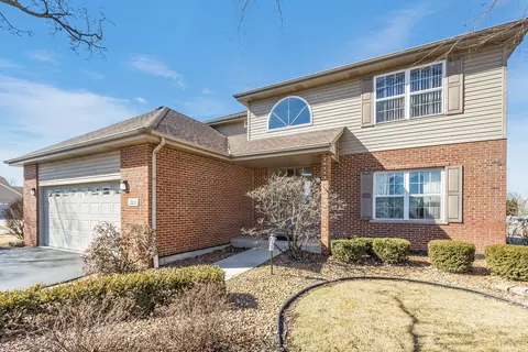 2101 Cardinal Dr, New Lenox, IL 60451