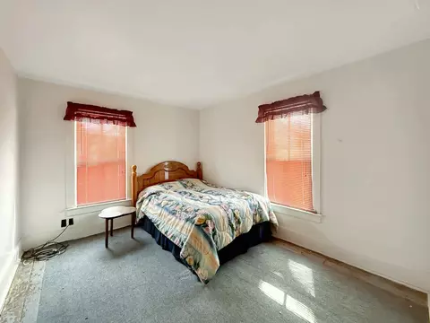 Bedroom - 624 E Pleasant St, Freeport, IL 61032 photo 6 of 7