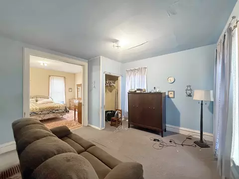 Bedroom - 624 E Pleasant St, Freeport, IL 61032 photo 2 of 7