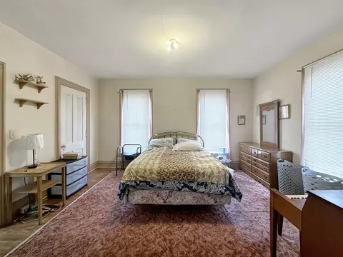 Bedroom - 624 E Pleasant St, Freeport, IL 61032 photo 4 of 7