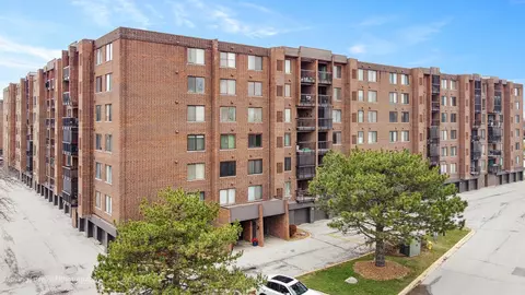 500 Park Ave #726, Calumet City, IL 60409