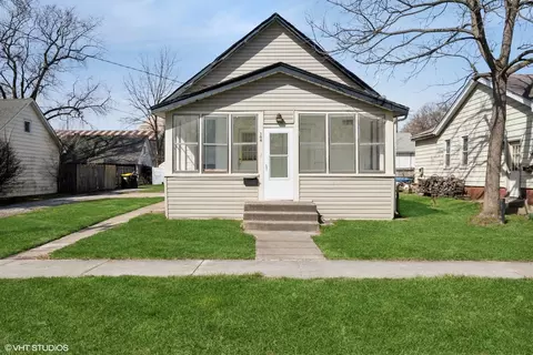 304 S Hunter St, Thornton, IL 60476
