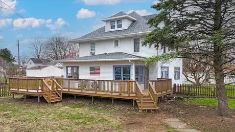 103 S Grant St, Seymour, IL 61875