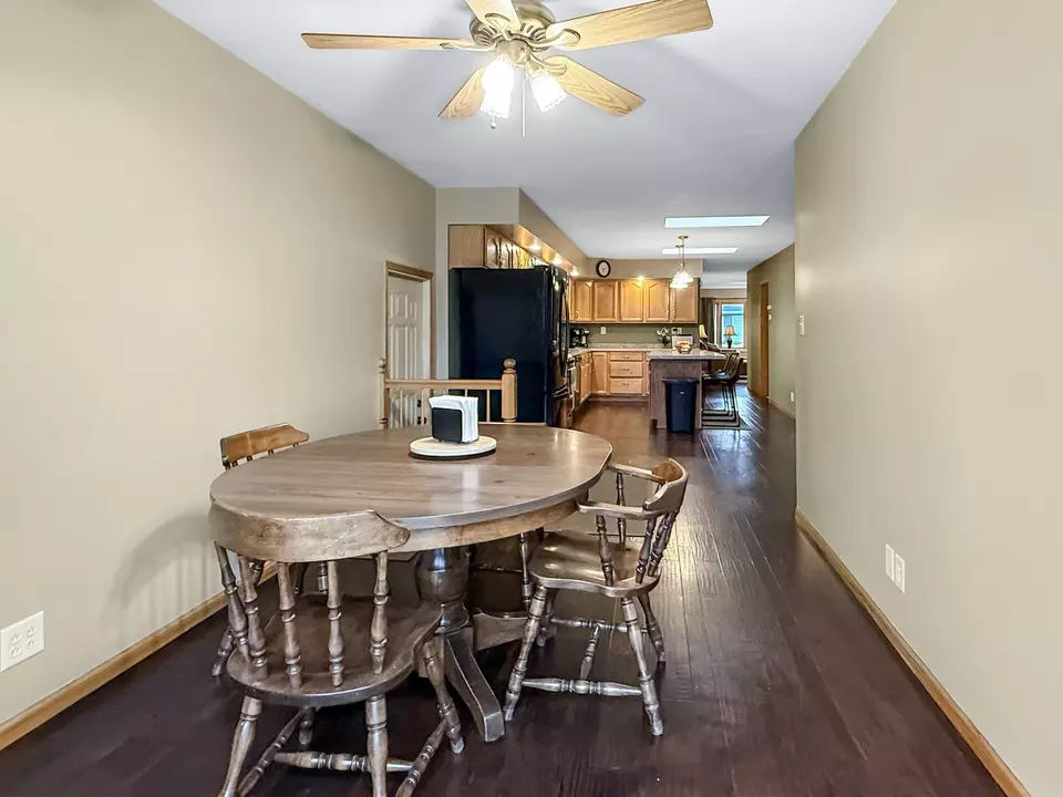 Dining - 415 Grove, Lena, IL 61048 photo 2 of 2