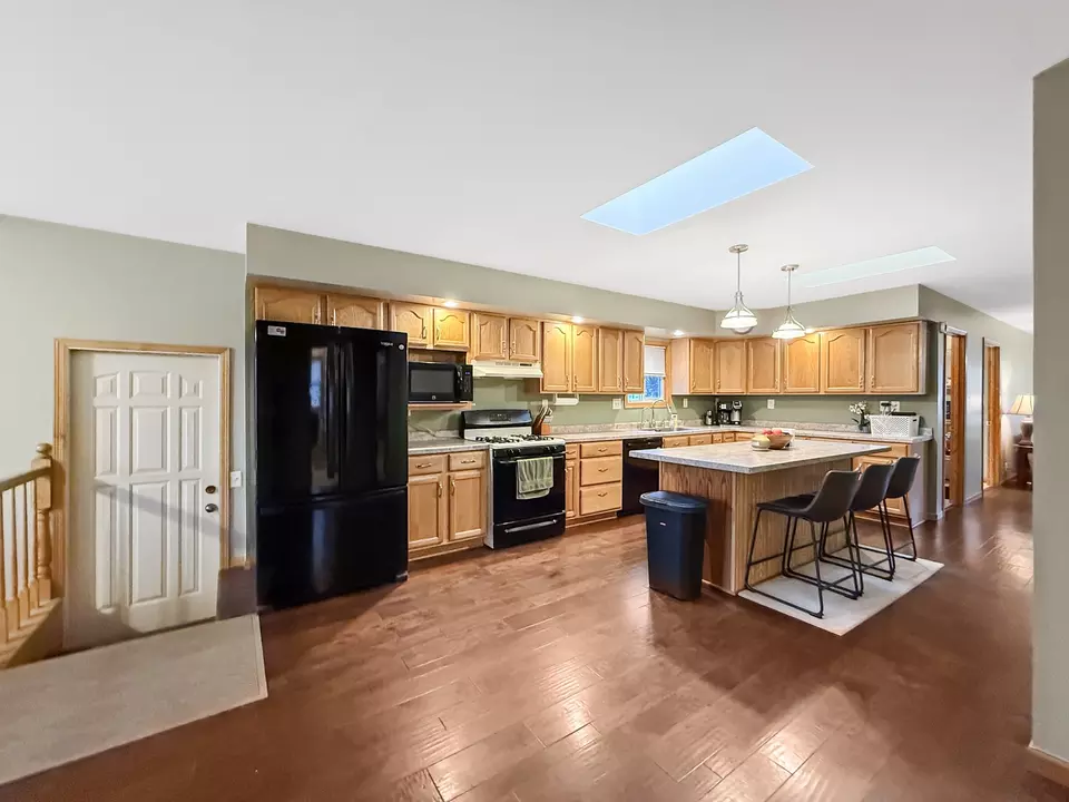 Kitchen - 415 Grove, Lena, IL 61048 photo 4 of 6