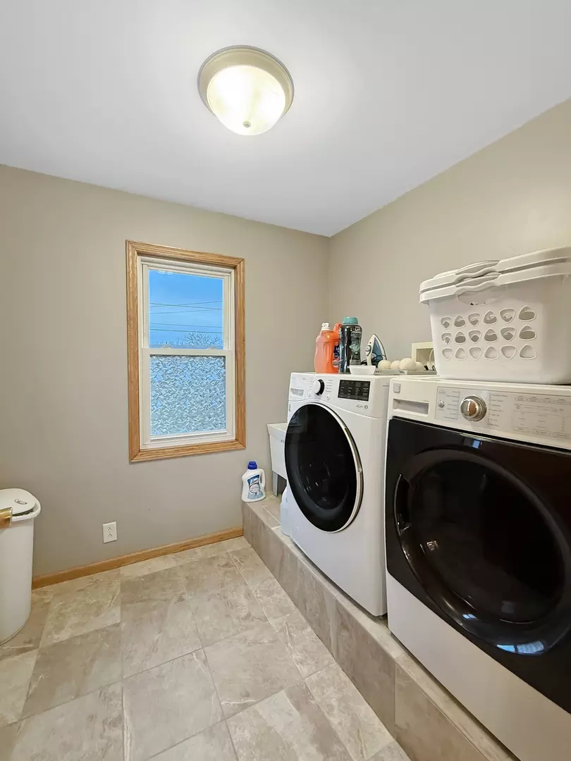 Other - 415 Grove, Lena, IL 61048 photo 2 of 8