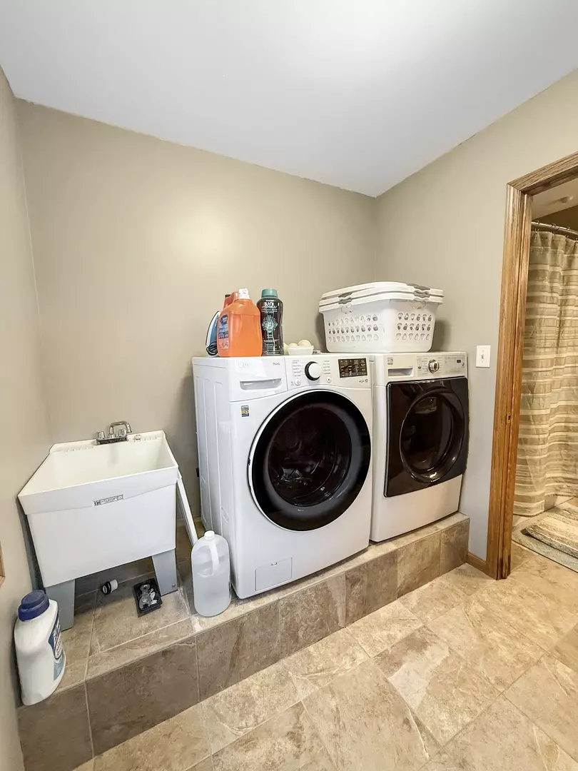 Other - 415 Grove, Lena, IL 61048 photo 4 of 8