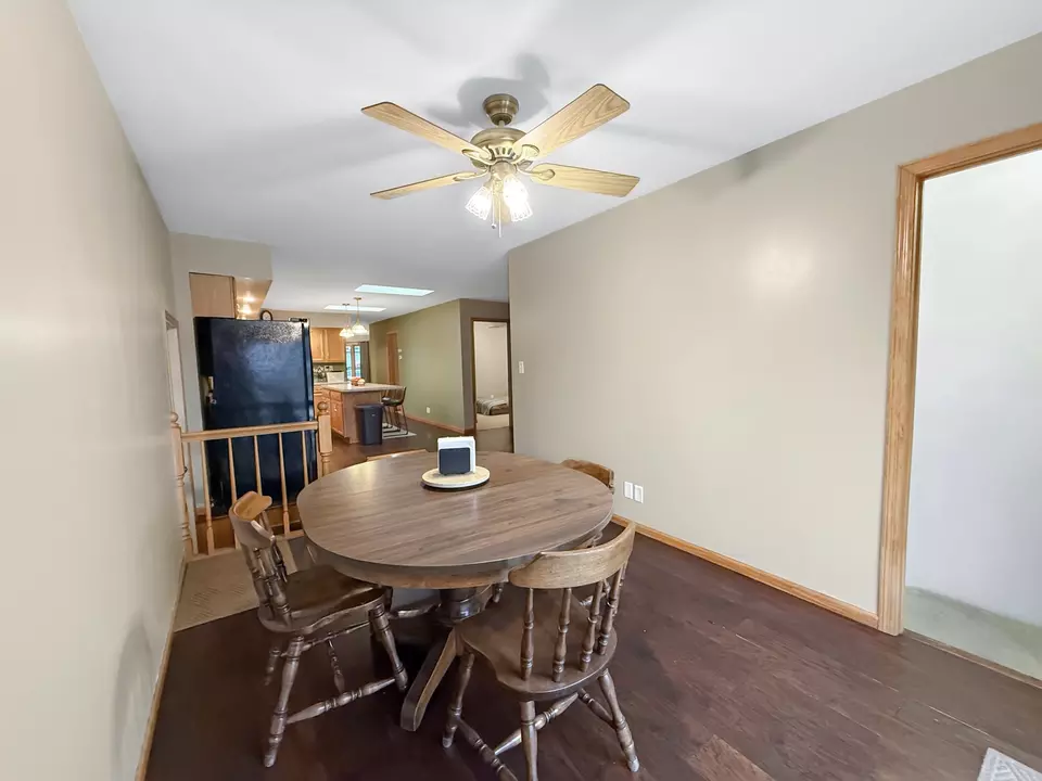 Dining - 415 Grove, Lena, IL 61048 photo 1 of 2