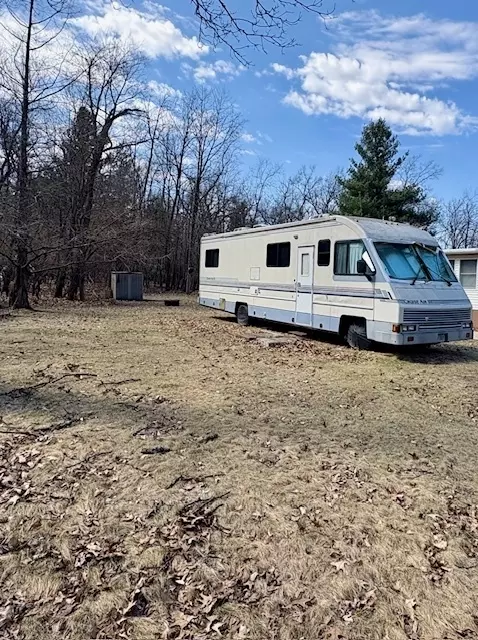 21215 Woodhaven, Sublette, IL 61367