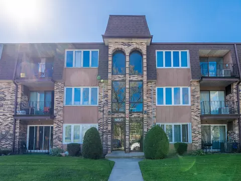 6027 103rd St #1D, Chicago Ridge, IL 60415