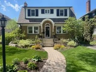 222 Wisner St, Park Ridge, IL 60068