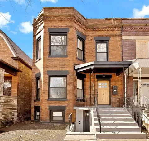 6810 S Champlain Ave, Chicago, IL 60637