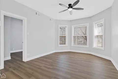 6810 S Champlain Ave, Chicago, IL 60637 photo 18