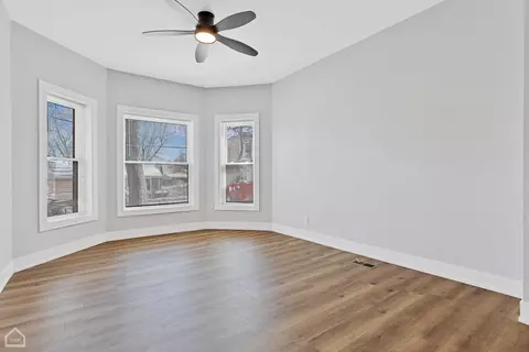 6810 S Champlain Ave, Chicago, IL 60637 photo 4