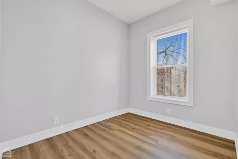 6810 S Champlain Ave, Chicago, IL 60637 photo 26