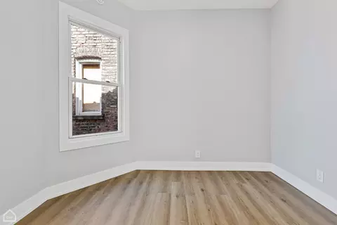 6810 S Champlain Ave, Chicago, IL 60637 photo 23