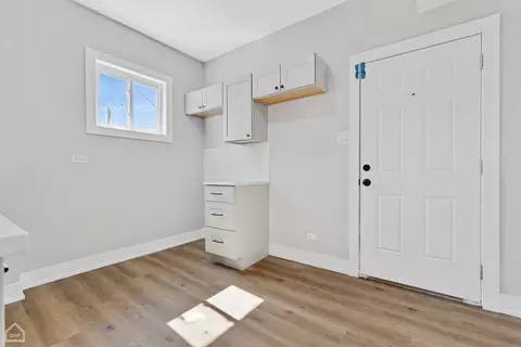 6810 S Champlain Ave, Chicago, IL 60637 photo 28