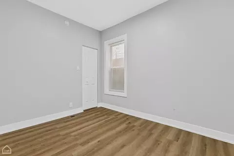 6810 S Champlain Ave, Chicago, IL 60637 photo 8