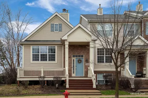 394 Broadmoor Ln, Bartlett, IL 60103