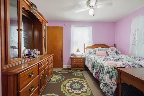 Bedroom - 1975 E Linden St, Kankakee, IL 60901 photo 10 of 10