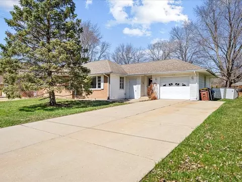 3516 Guilford Rd, Rockford, IL 61107