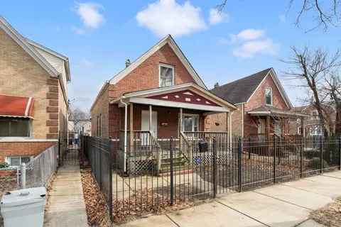 1005 N Kedvale Ave, Chicago, IL 60651