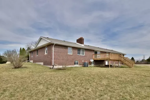 Exterior - 4155 W Pauling Rd, Monee, IL 60449 photo 8 of 9