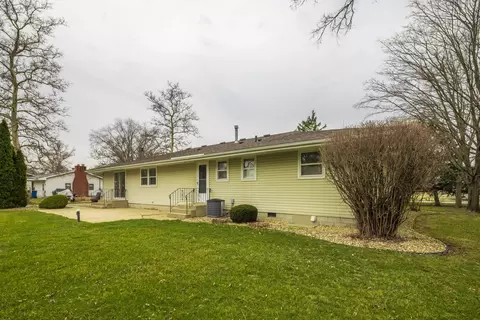 Exterior - 8533 Sheffield Ave, Dyer, IN 46311 photo 3 of 4