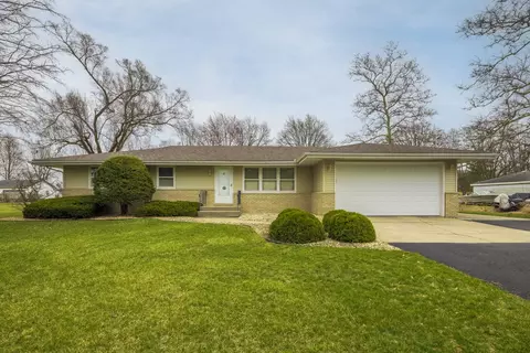 8533 Sheffield Ave, Dyer, IN 46311