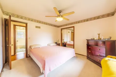 Bedroom - 8533 Sheffield Ave, Dyer, IN 46311 photo 1 of 3