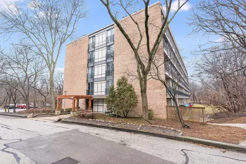 5800 Oakwood Dr #5K, Lisle, IL 60532
