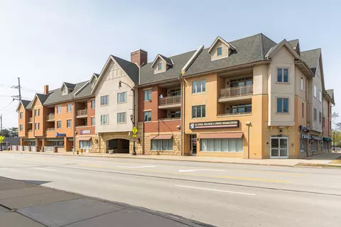 310 S Main St #306, Lombard, IL 60148