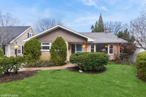 5244 Blodgett Ave, Downers Grove, IL 60515