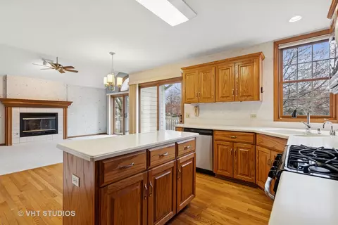 2286 Brookside Ln, Aurora, IL 60502 photo 8