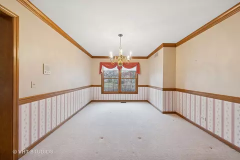 2286 Brookside Ln, Aurora, IL 60502 photo 5