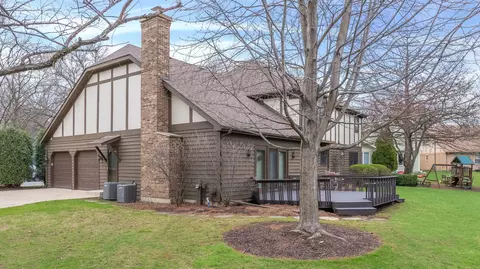 798 E Gartner Rd, Naperville, IL 60540 photo 31