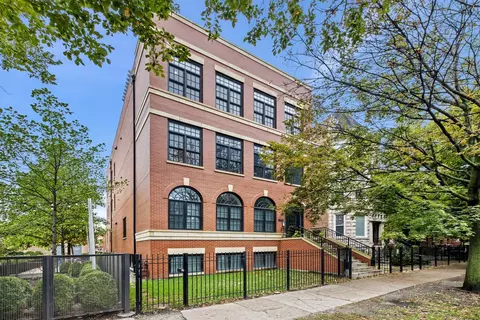 5486 S Woodlawn Ave #3, Chicago, IL 60615