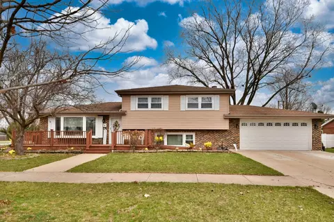 17301 Overhill Ave, Tinley Park, IL 60477