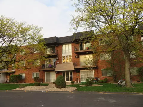 11245 S Harlem Ave #C11, Worth, IL 60482