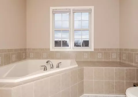 3001 Three Eagles St, Normal, IL 61761 photo 29