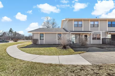 5780 Madrid Ct #48-B, Hanover Park, IL 60133