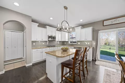 25947 Campbell Ln, Plainfield, IL 60585 photo 18