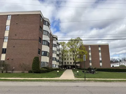 5500 Lincoln Ave #118E, Morton Grove, IL 60053